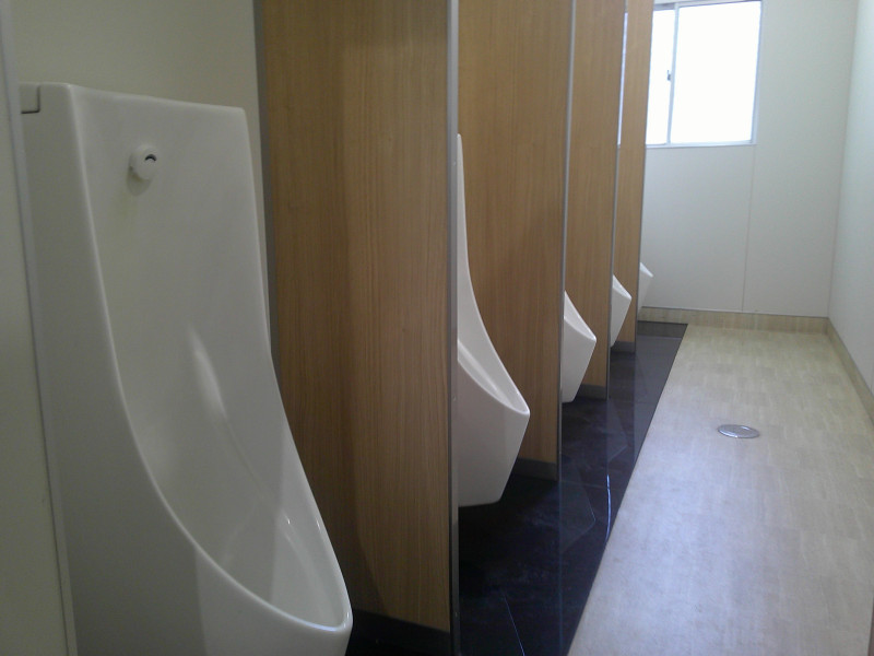 トイレ清掃４